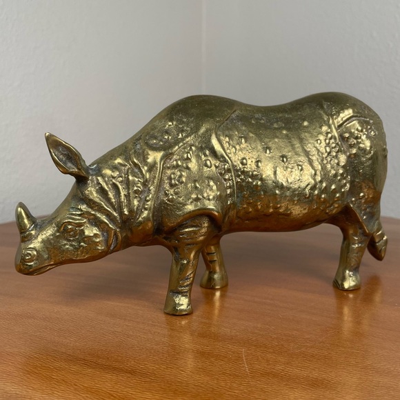 Late 20th-century Sculptural Brass Rhino Figurine Detailed Decorative Vintage